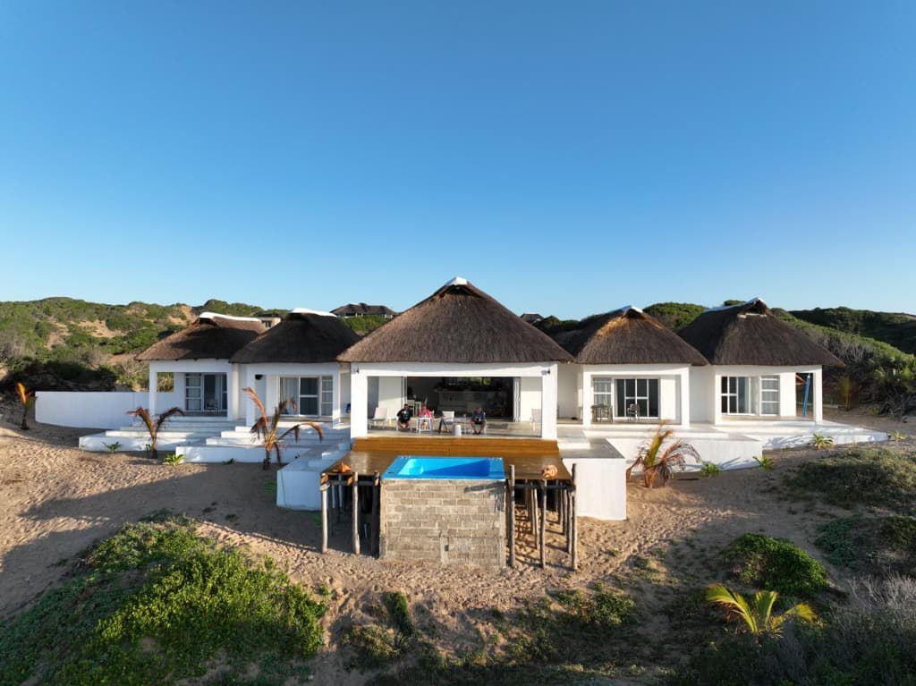 Architecturally designed villa at Island Rock Beach Estate